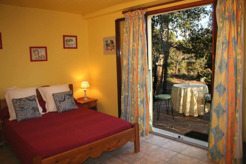 Le Mas Du Rouquan Bed & Breakfast Vidauban Room photo