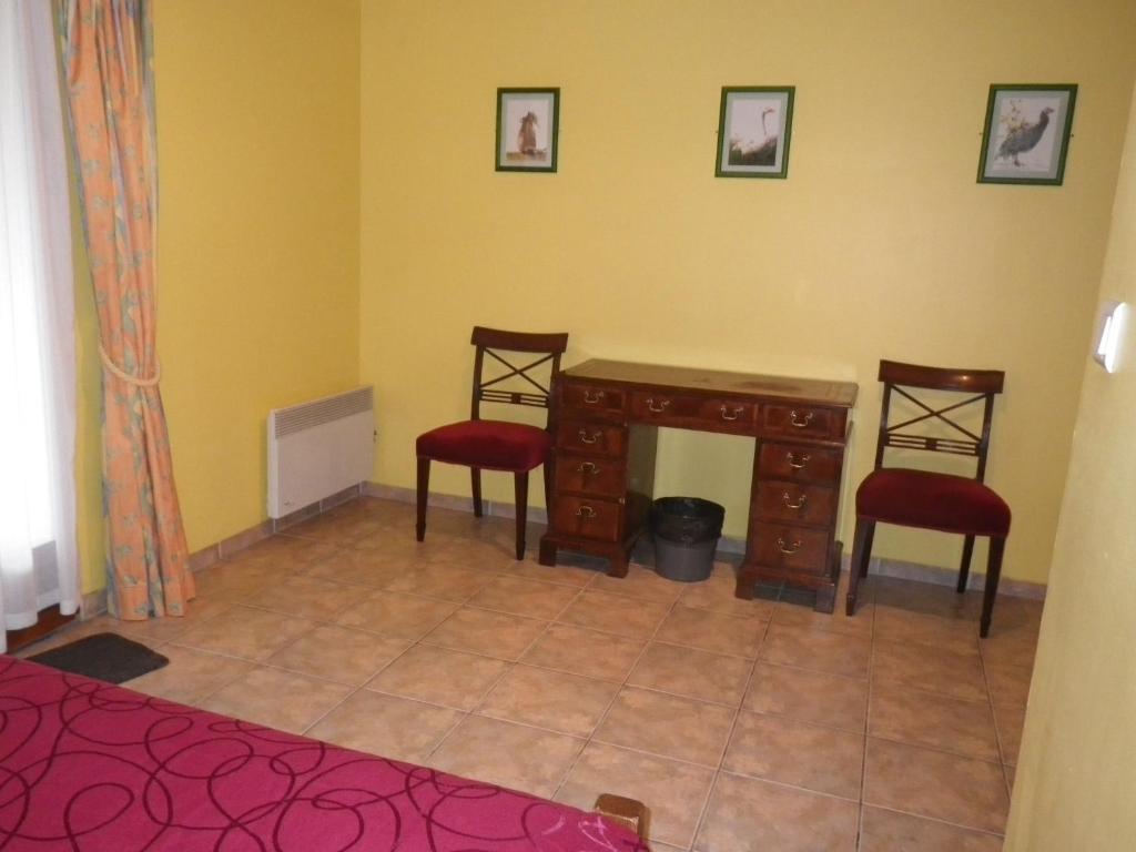 Le Mas Du Rouquan Bed & Breakfast Vidauban Room photo